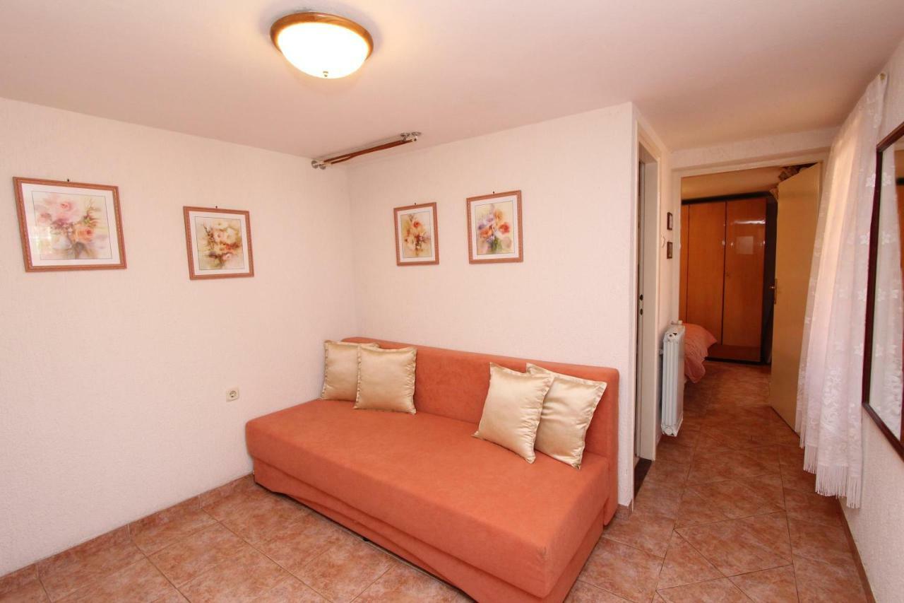 Apartments Villa Lucu Rovinj Exterior foto
