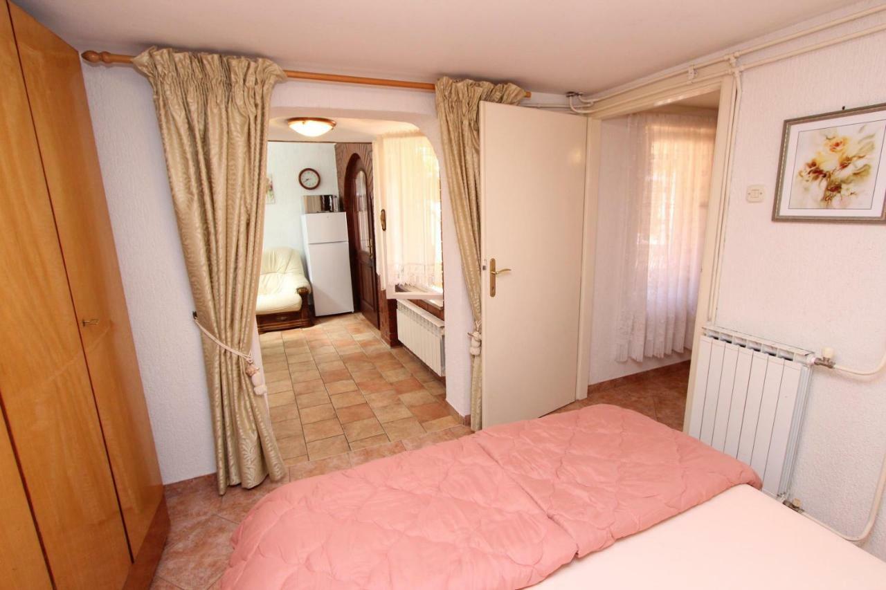 Apartments Villa Lucu Rovinj Quarto foto