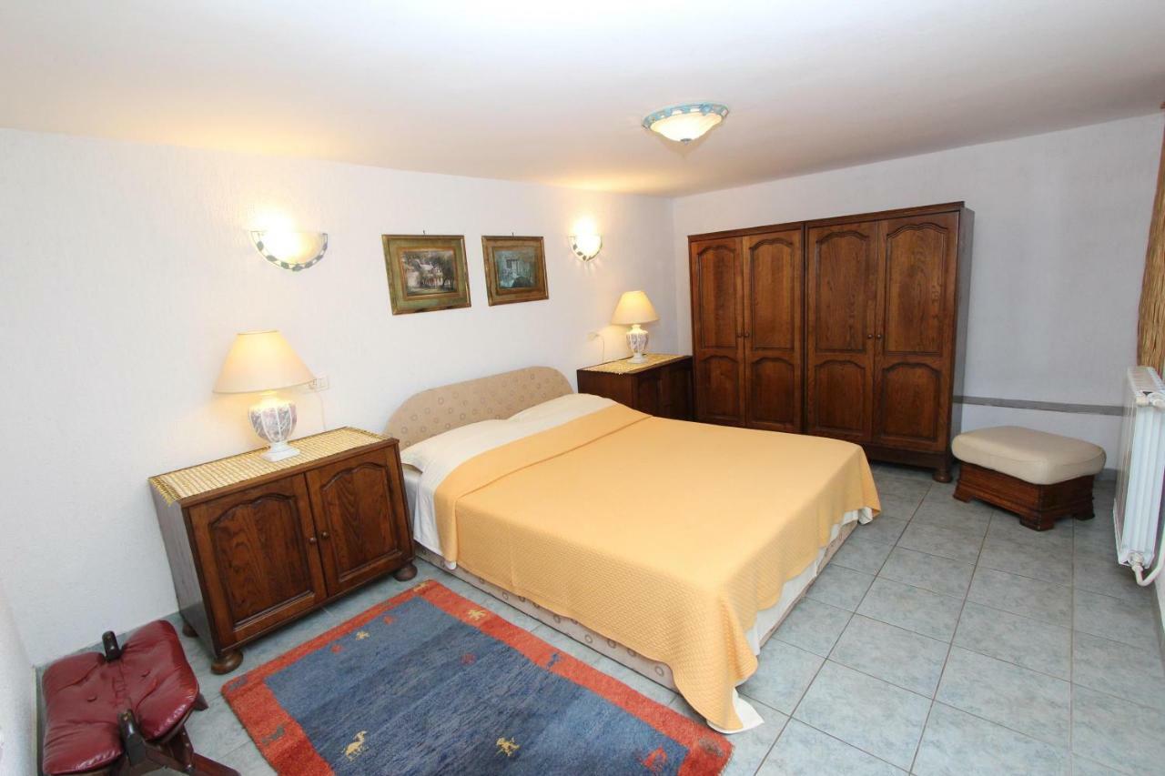 Apartments Villa Lucu Rovinj Exterior foto
